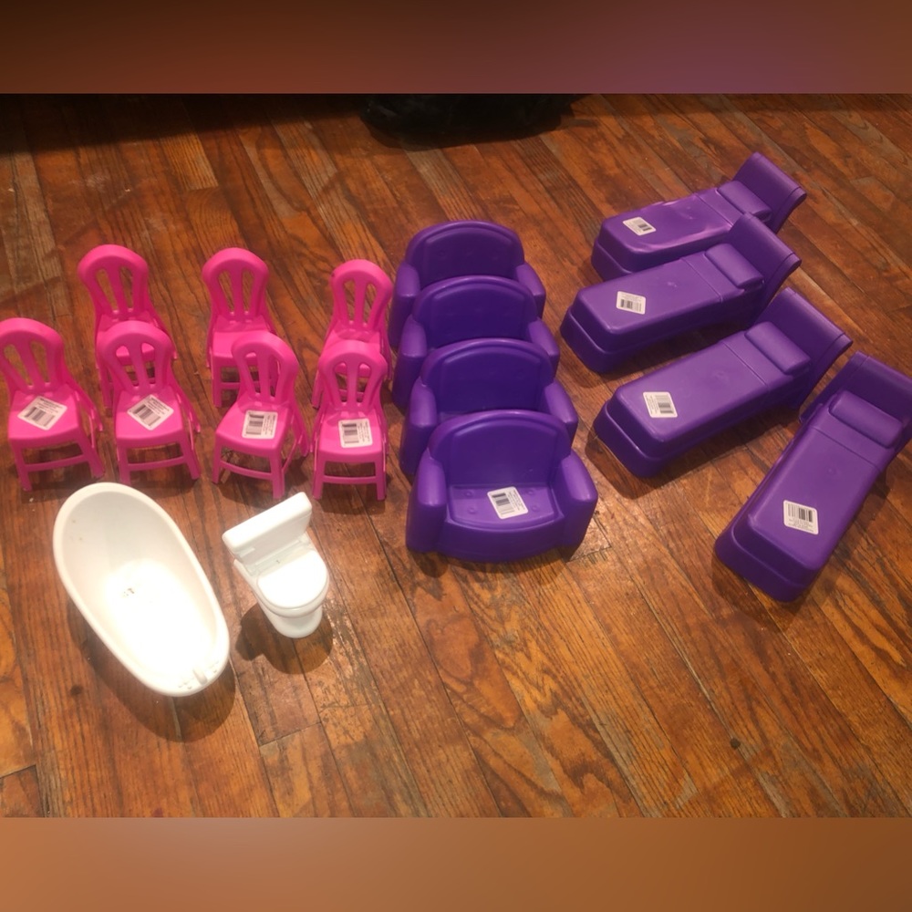 11- Inch Barbie Furniture by American Plastic